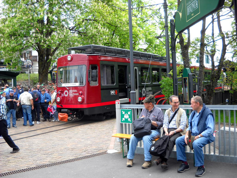 Adunata Bolzano 2012 bn